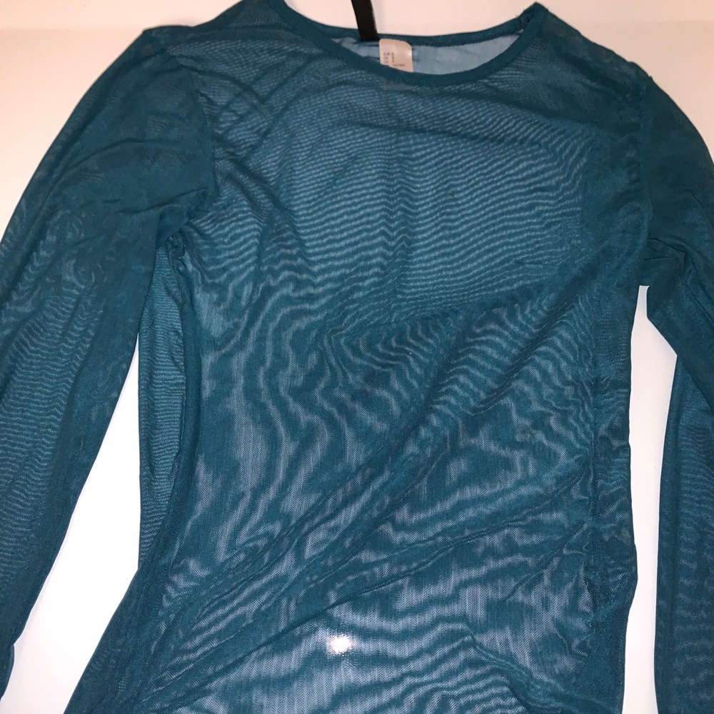 Long sleeve mesh top